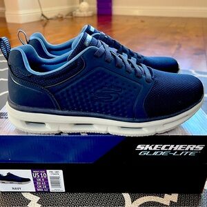 NWT sketcher glide-lite men shoe